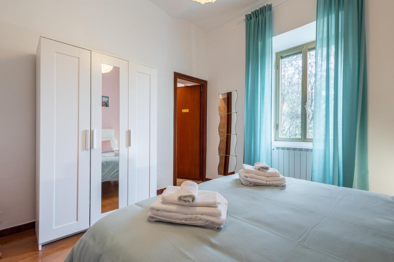 La Verde Rosa - Casa Vacanze A Due Passi Dal Lago Marta Kültér fotó