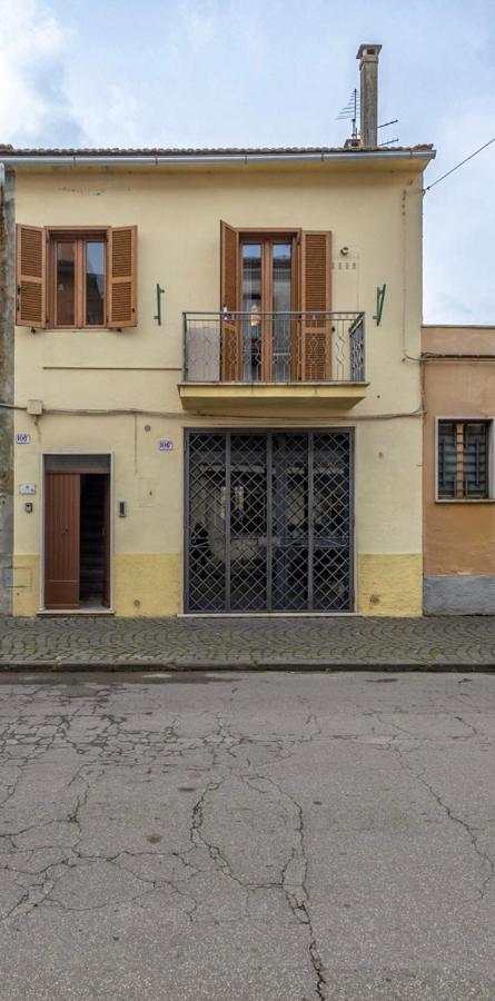 La Verde Rosa - Casa Vacanze A Due Passi Dal Lago Marta Kültér fotó